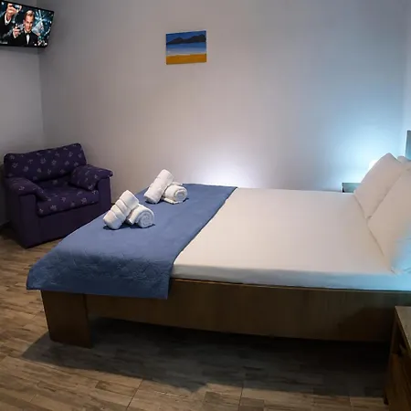 Araliki & Aparthotel